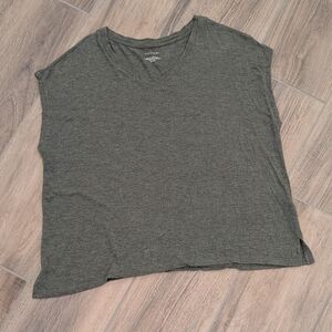 Tahari Charcoal Muscle Tee